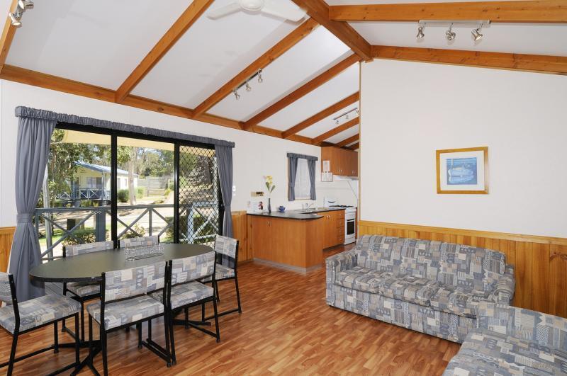 Metung Holiday Villas Екстериор снимка